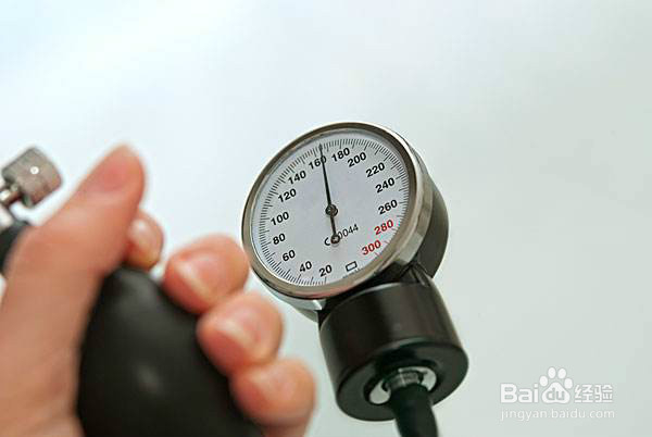 吃菜太咸有哪些坏处?盐吃多了的坏处?