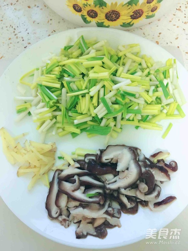 蒜苗炒鸡蛋的做法