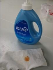 衣服上的油渍怎么洗？