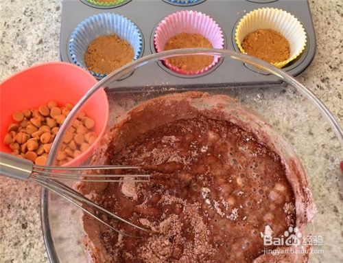 如何做巧克力豆杯子蛋糕