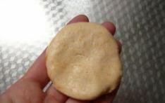 如何做芝香柿子糯米饼