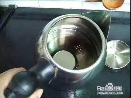 清理热水壶水垢的几个小妙招？