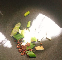 葱油鸡腿的做法