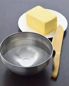 大块黄油怎么切