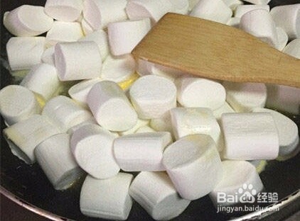 自己做杏仁花生牛轧糖