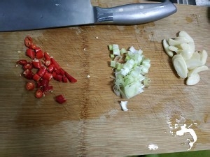 健康养生佳品茭白炒肉丝的做法