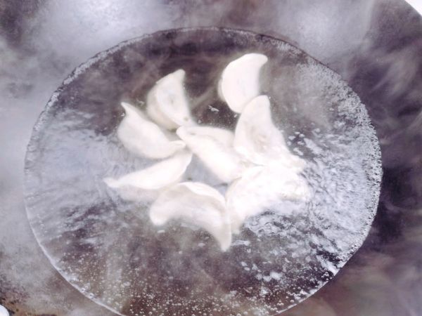 虾仁韭菜鸡蛋饺