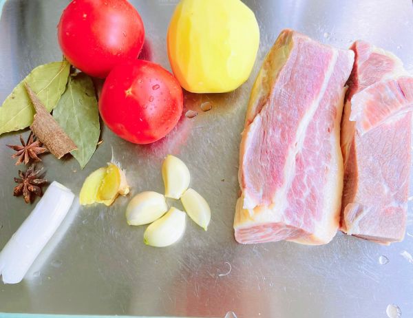 土豆番茄炖牛腩