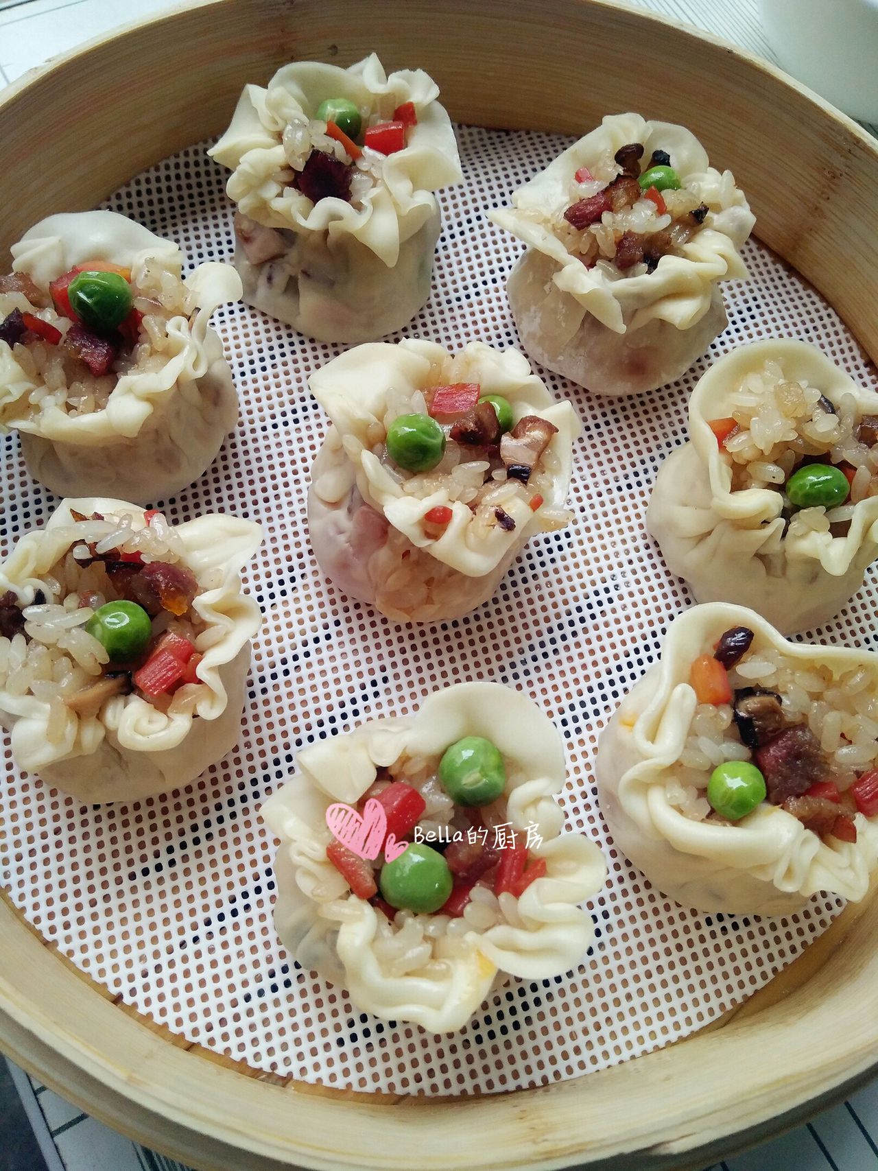 盐蛋黄烧麦制作，让您舌尖跳舞的美食！