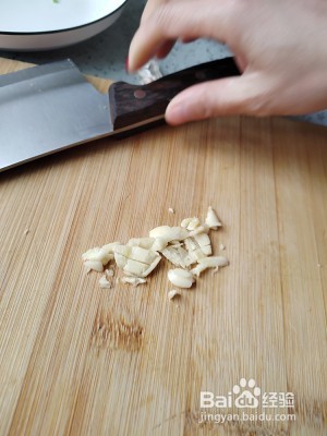 教你怎么做水芹菜炒肉