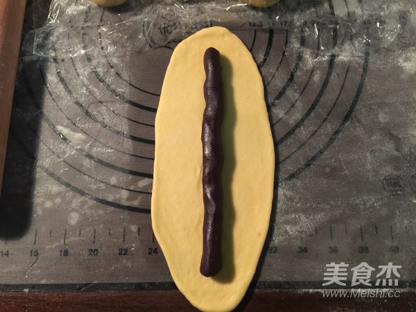 豆沙红薯面包