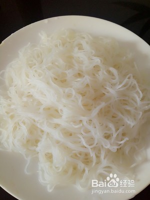 河南特色-肉酱蒸米粉怎么做？