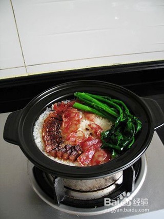 食为先教你如何制作一煲超美味的煲仔饭！