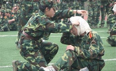 大学生军训如何不让自己晒伤