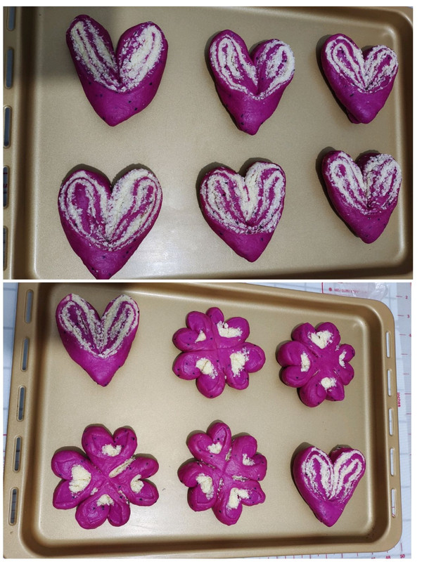 火龙果椰蓉面包