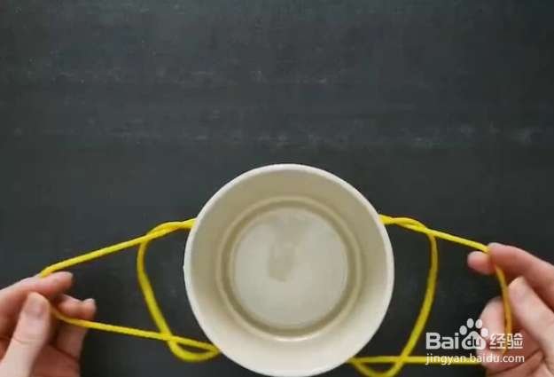 一根绳吊花盆的方法