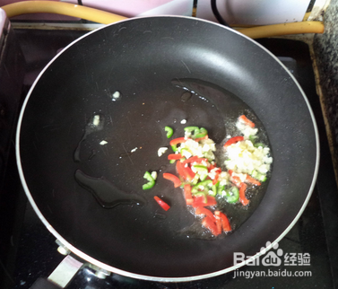 美味辣椒炒香肠