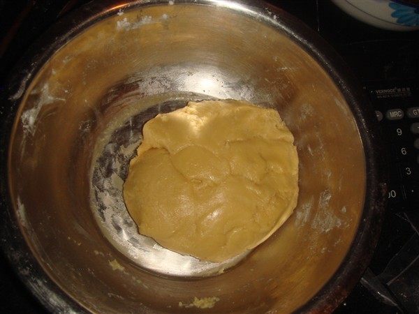 莲蓉蛋黄月饼的做法,味道好极了!