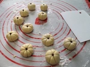 健康养生佳品迷你小南瓜的做法