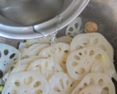 酸甜清脆炒莲藕的做法