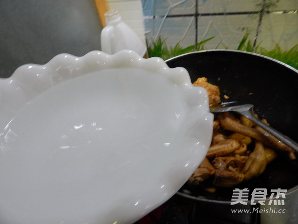 小土豆烧鸡的做法