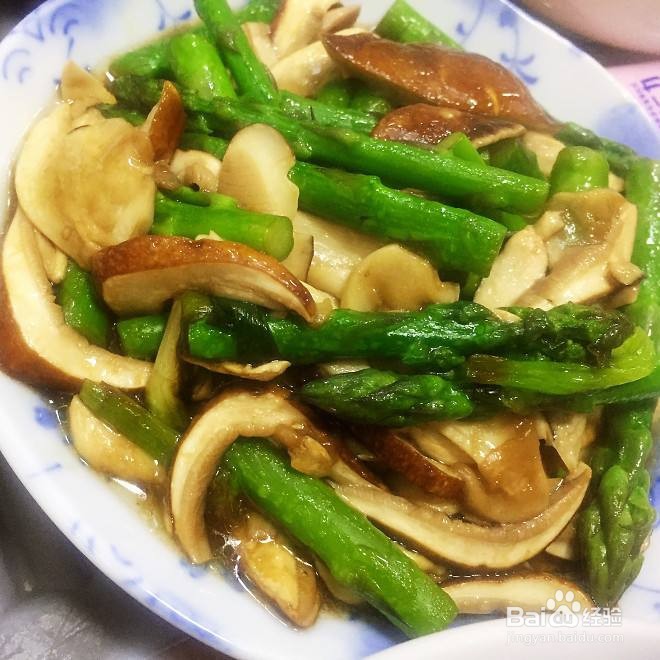 清炒芦笋松茸