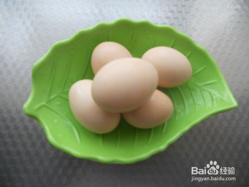 如何做养颜长寿的百合煮鸡蛋