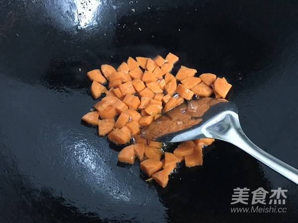 菠萝咕噜豆腐