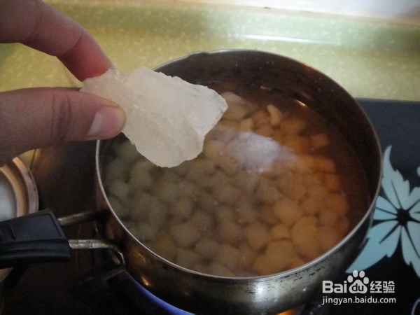 秋季润肺化痰饮品--荸荠雪梨甜品!