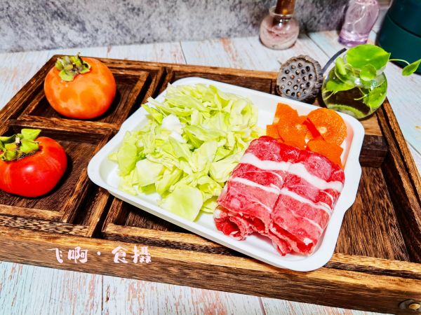 川香酸辣卷心菜炒肥牛卷
