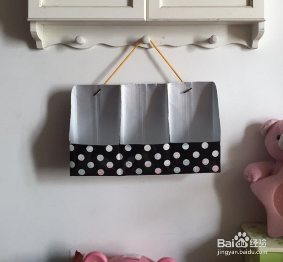 #环保达人#牛奶盒转变墙壁收纳盒