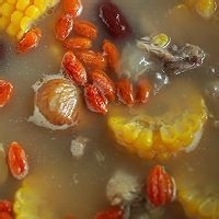 教你做美味的红枣玉栗鸡汤