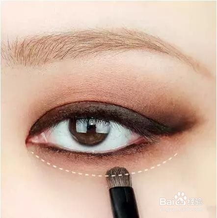 化妆的详细步骤教程