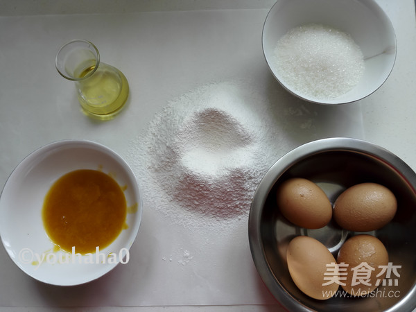 百香果海绵杯子蛋糕