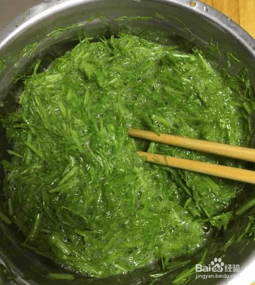 乌鸡蛋炒小茴香