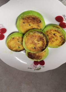 美味西葫芦饼,老人孩子喜欢吃!