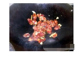 黄瓜腊肠的做法