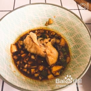 南国风味椰子鸡汤