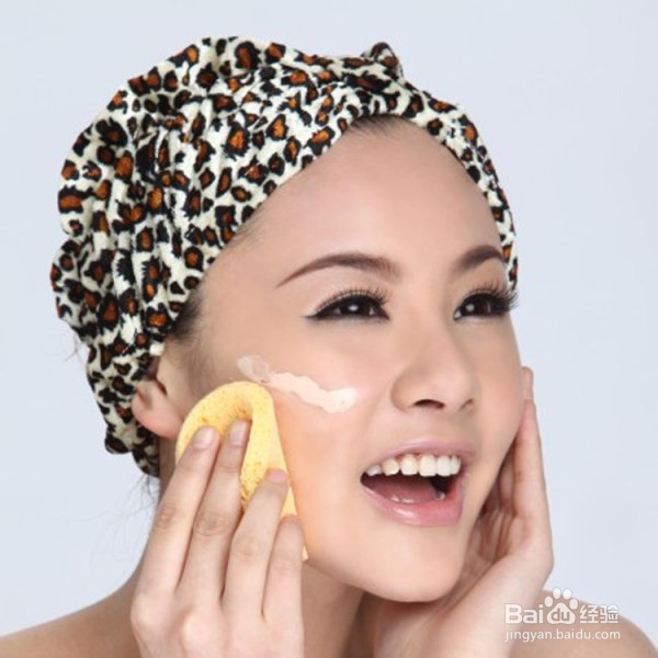 怎么用洗脸扑洗脸更干净呢?