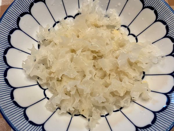 凉拌黄瓜银耳枸杞花生豆