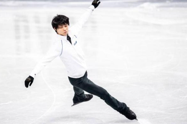 第一个跳出四周跳的男单是什么