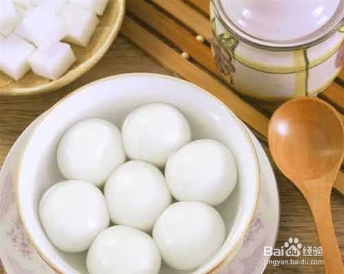 牛奶煮汤圆的做法