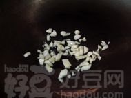 板筋肉炒芥蓝头--做法
