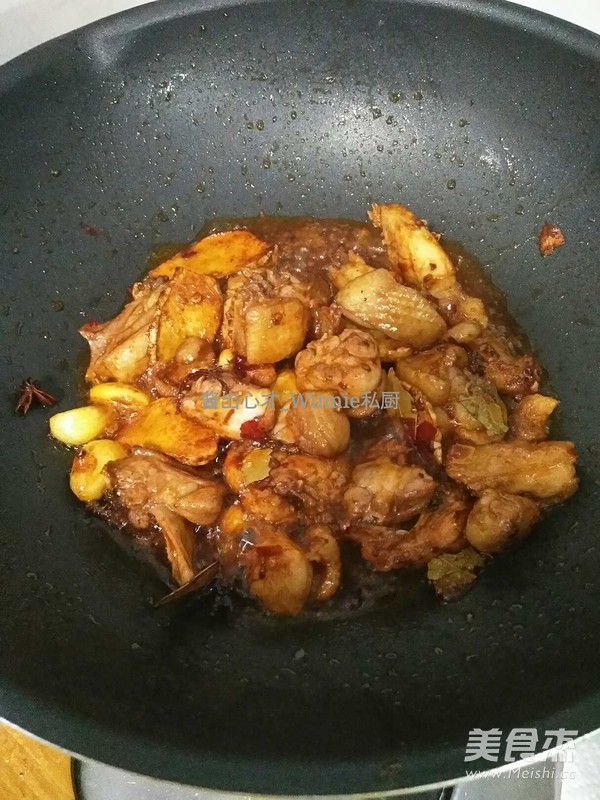 红油烧土鸡的做法