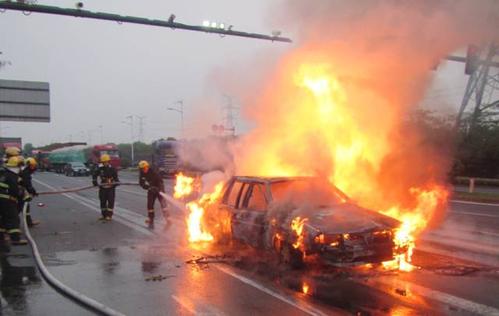 汽车为什么会出现自燃