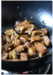 吃着过瘾的糖醋排骨（年夜不可缺少的一道菜）