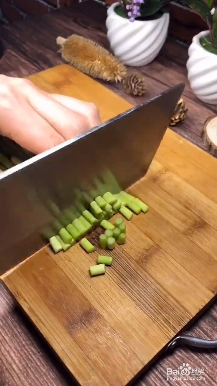 怎么做香干炒肉