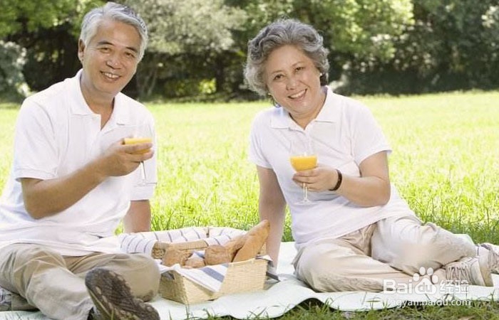 老年人一日饮食应如何安排