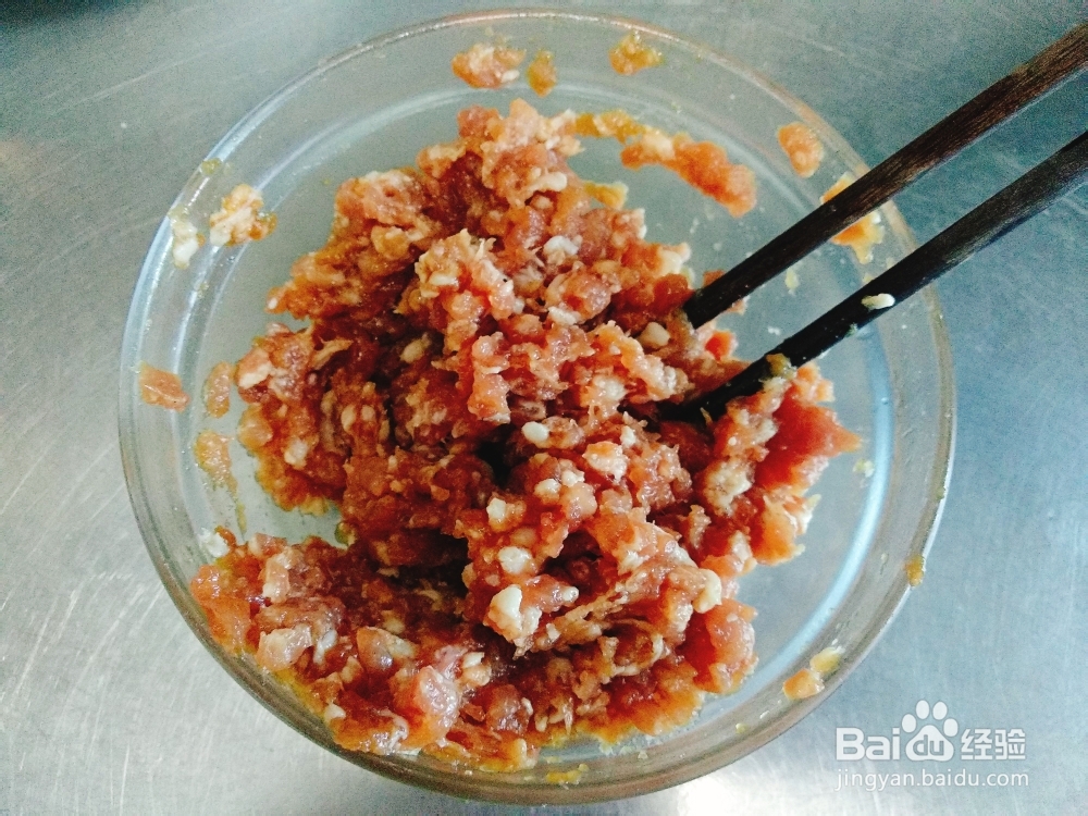 一个人做鸡蛋抱豆腐