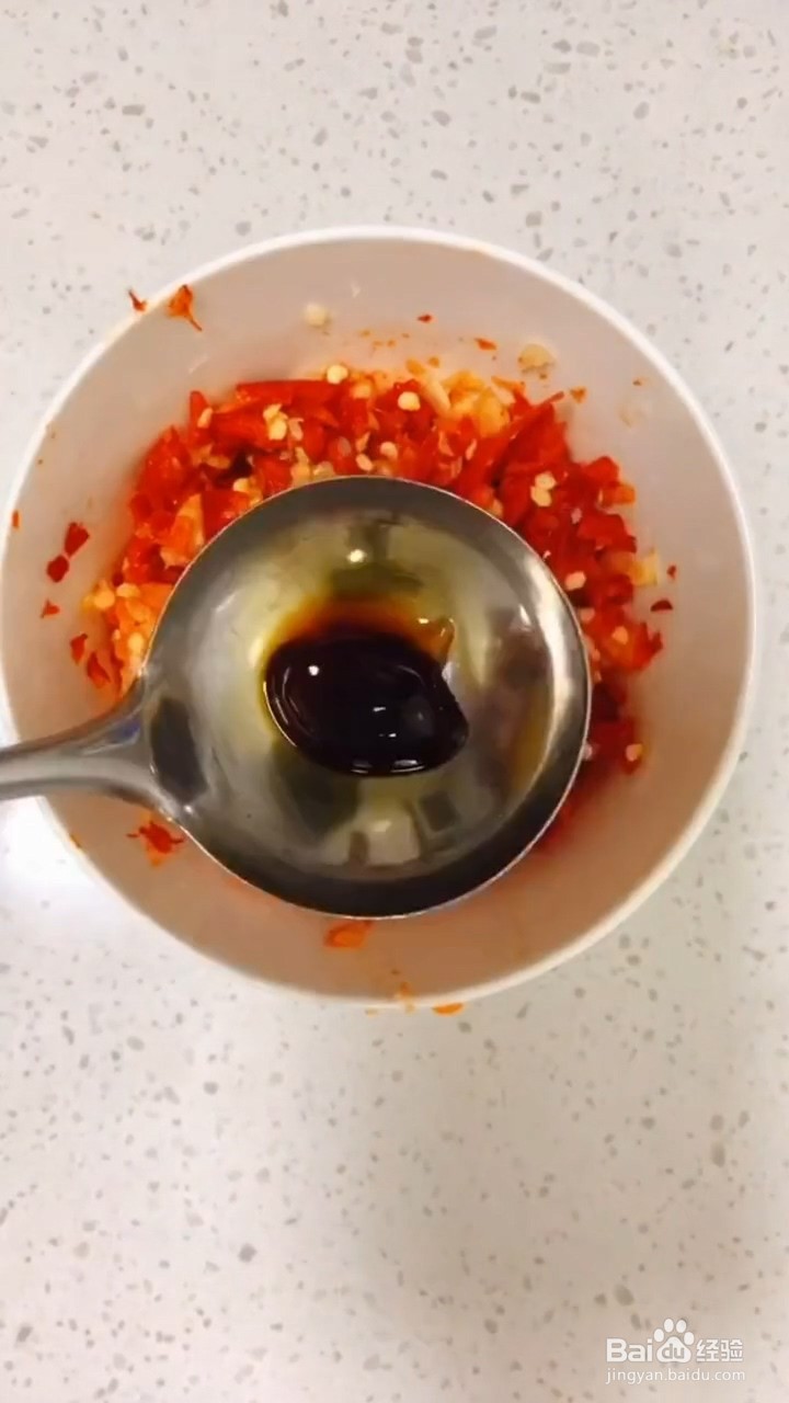 如何制作好吃的粉丝金针菇